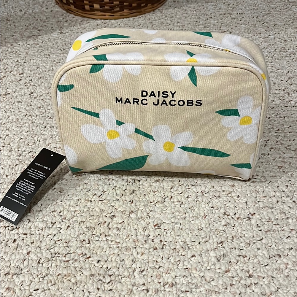 Daisy Marc Jacobs Makeup Bag